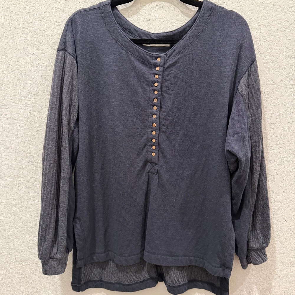 We The Free Free People Henley Top Charcoal Gray Long Sleeve Mixed Media Medium